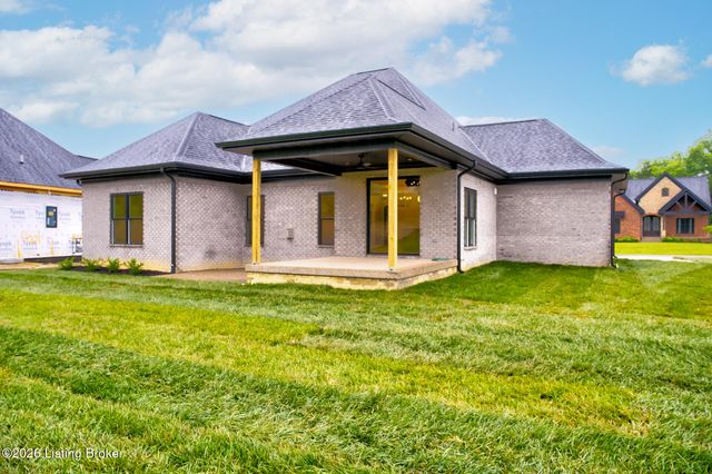17303 White Oak Ct, Louisville, KY 40023
