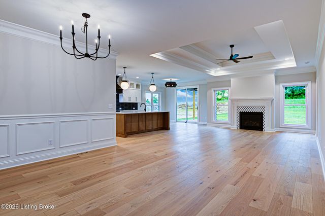 17303 White Oak Ct, Louisville, KY 40023