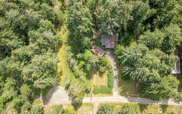 1207 E Madrona Boulevard NW, Lakebay, WA 98349