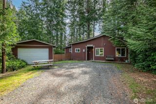 1207 E Madrona Boulevard NW, Lakebay, WA 98349