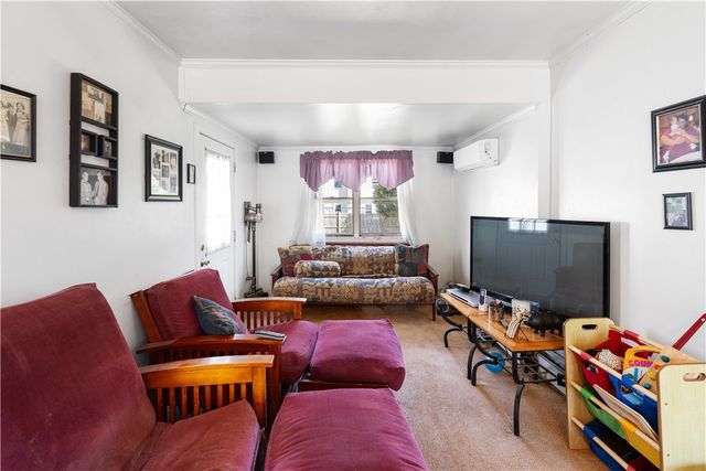 11 Terrace Drive, Bristol, RI 02809