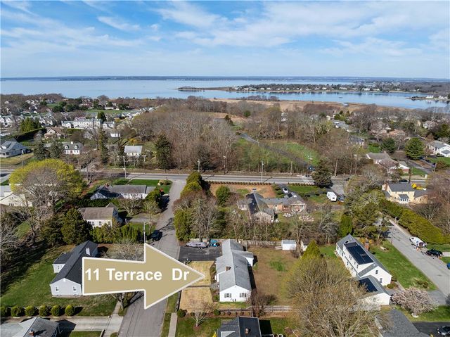 11 Terrace Drive, Bristol, RI 02809