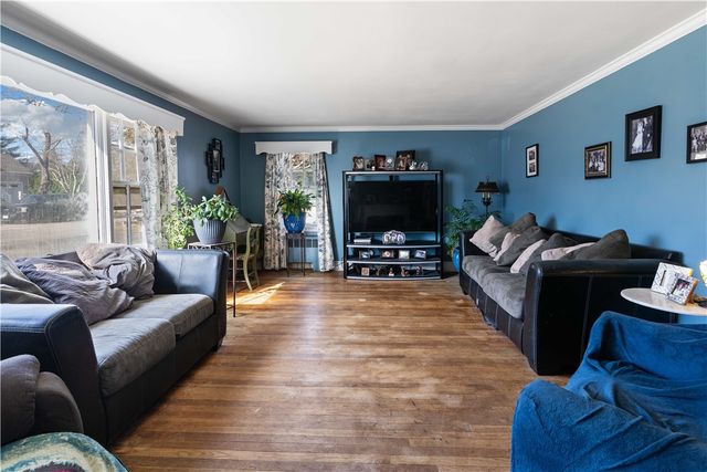 11 Terrace Drive, Bristol, RI 02809