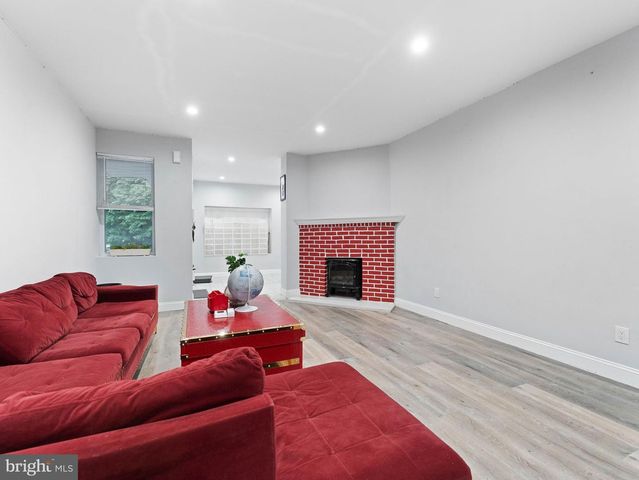 1711 BELFIELD AVE, Philadelphia, PA 19141