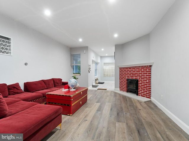 1711 BELFIELD AVE, Philadelphia, PA 19141