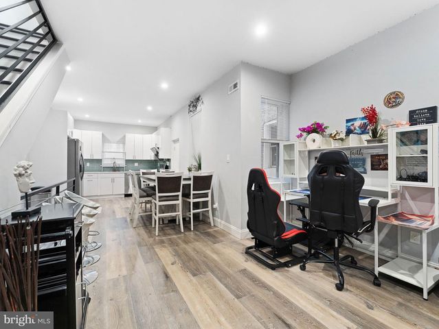 1711 BELFIELD AVE, Philadelphia, PA 19141