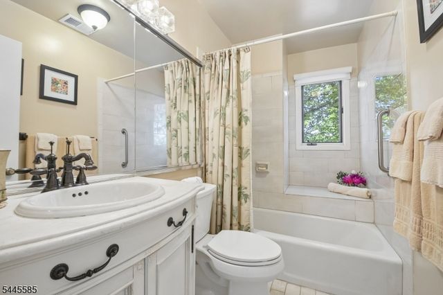 167 Marion Dr, West Orange Twp., NJ 07052