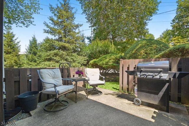 167 Marion Dr, West Orange Twp., NJ 07052