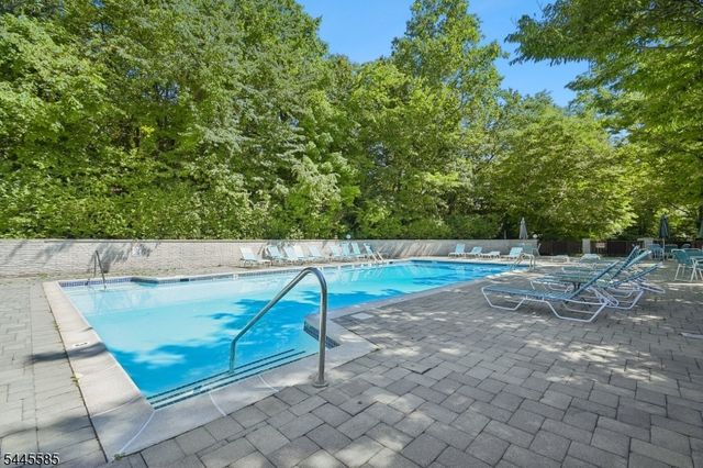 167 Marion Dr, West Orange Twp., NJ 07052