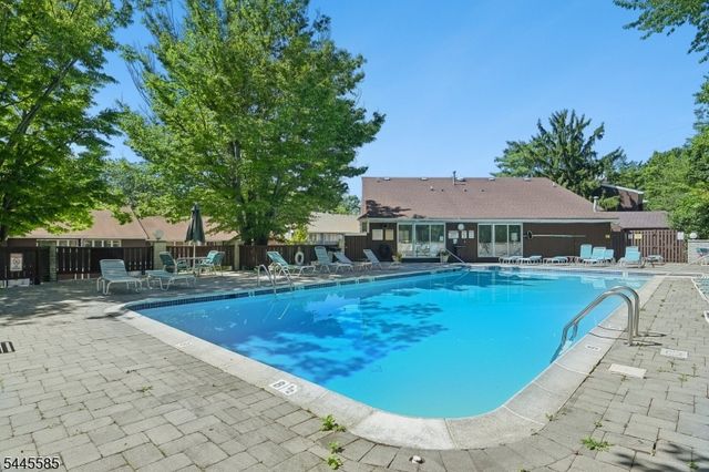 167 Marion Dr, West Orange Twp., NJ 07052