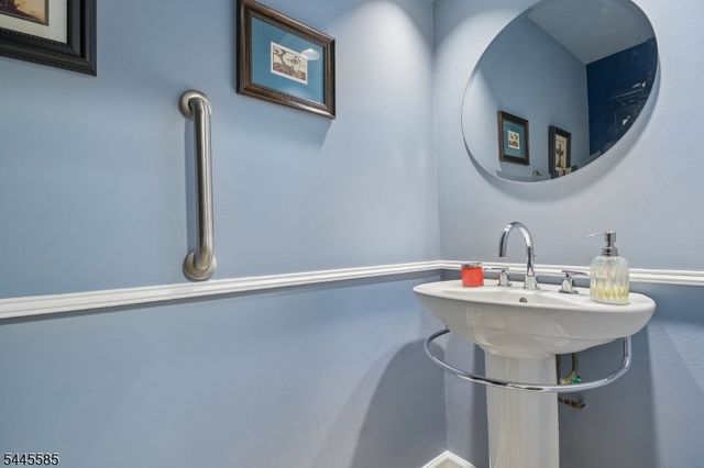 167 Marion Dr, West Orange Twp., NJ 07052