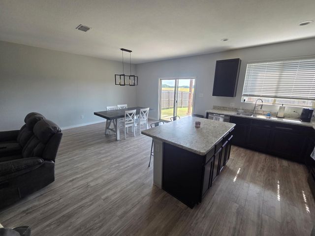 1036 Stanridge Lane, Van Alstyne, TX 75495