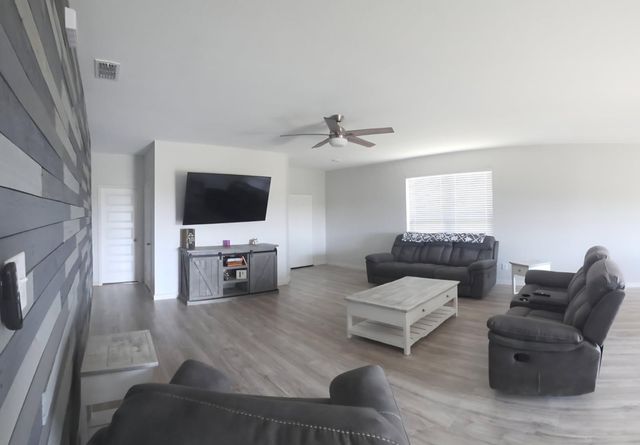 1036 Stanridge Lane, Van Alstyne, TX 75495
