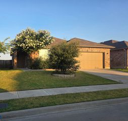 1036 Stanridge Lane, Van Alstyne, TX 75495