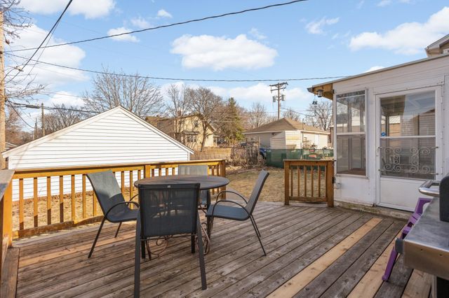 1364 Arcade Street, Saint Paul, MN 55106