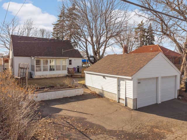 1364 Arcade Street, Saint Paul, MN 55106