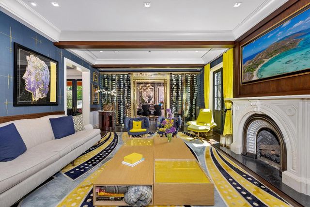 1053 N Lake Way, Palm Beach, FL 33480