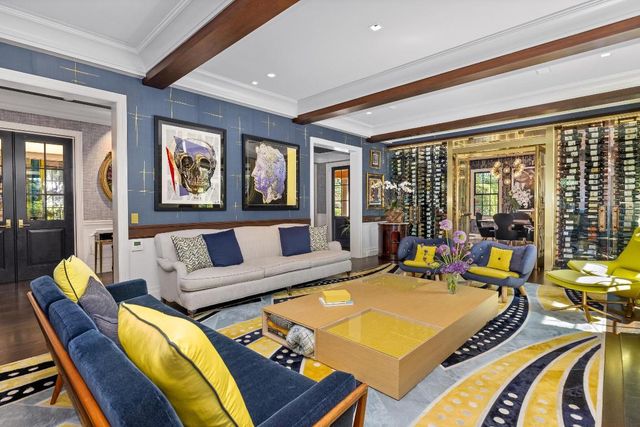 1053 N Lake Way, Palm Beach, FL 33480