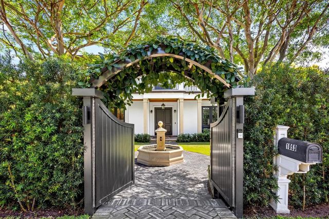 1053 N Lake Way, Palm Beach, FL 33480