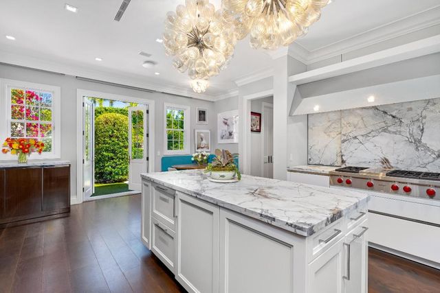 1053 N Lake Way, Palm Beach, FL 33480