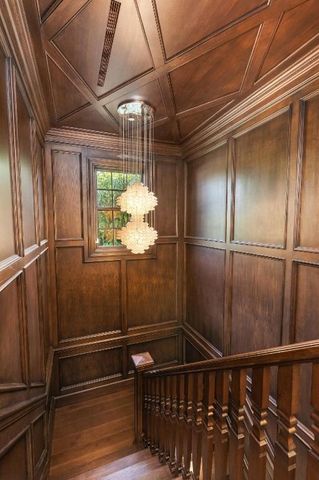 1053 N Lake Way, Palm Beach, FL 33480