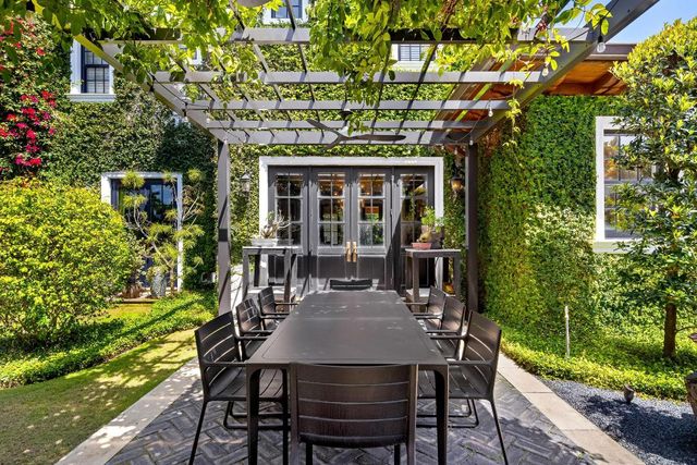 1053 N Lake Way, Palm Beach, FL 33480