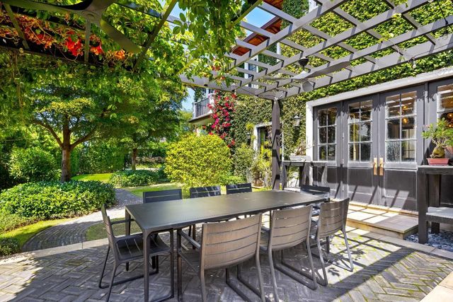 1053 N Lake Way, Palm Beach, FL 33480