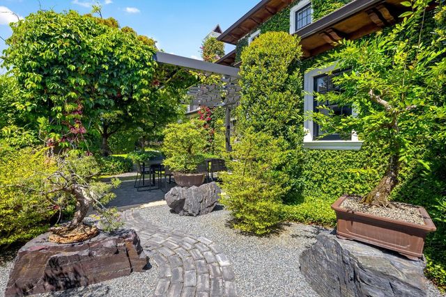 1053 N Lake Way, Palm Beach, FL 33480