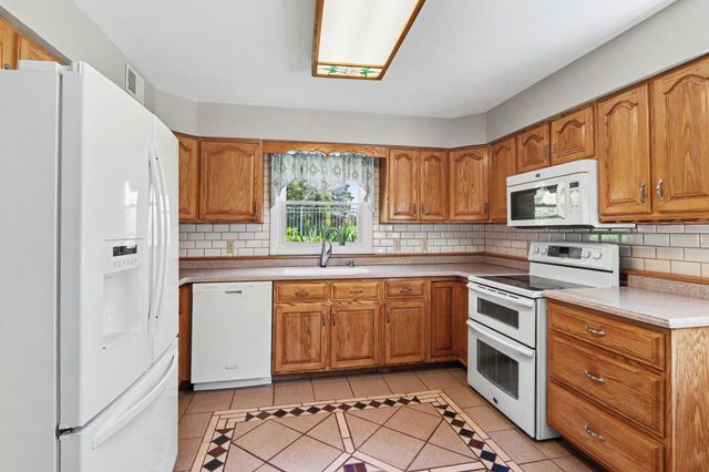 6985 N 12th Street, Kalamazoo, MI 49009