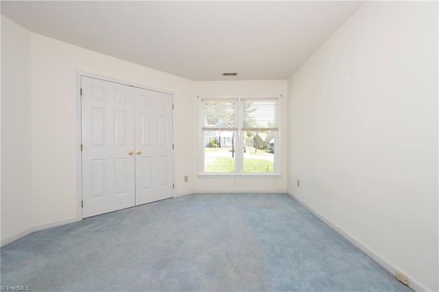 2716 Sawgrass Court, Winston-salem, NC 27103