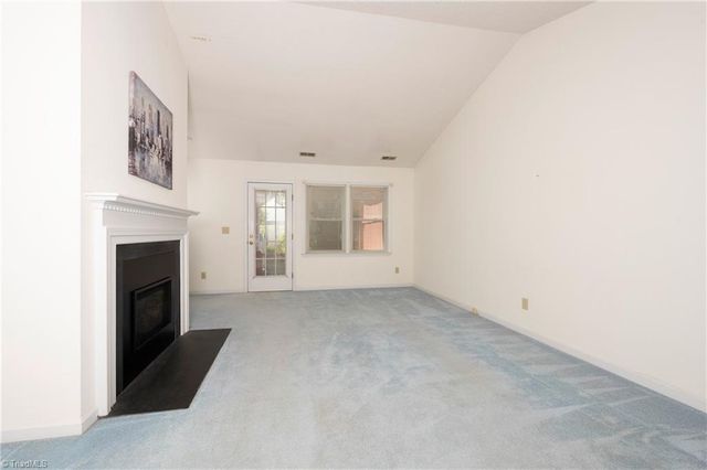 2716 Sawgrass Court, Winston-salem, NC 27103