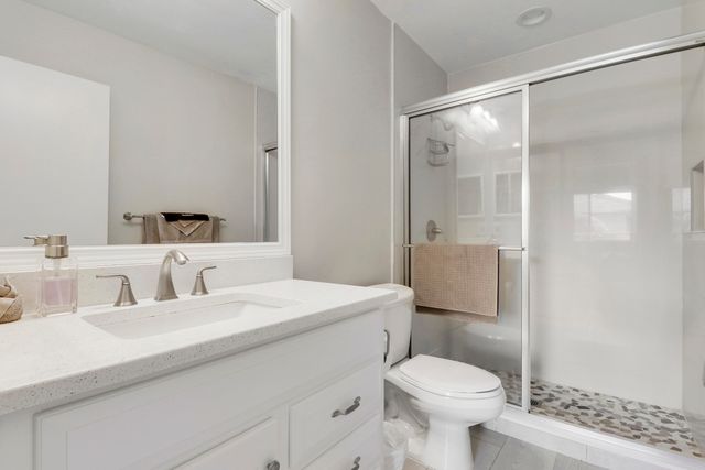 811 Club Drive, Palm Beach Gardens, FL 33418