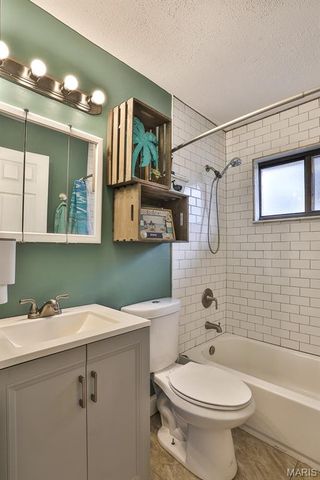 705 Fetlock Drive, Fenton, MO 63026