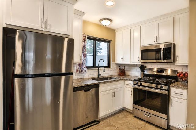 705 Fetlock Drive, Fenton, MO 63026