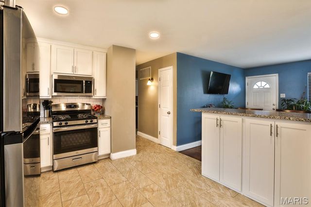 705 Fetlock Drive, Fenton, MO 63026