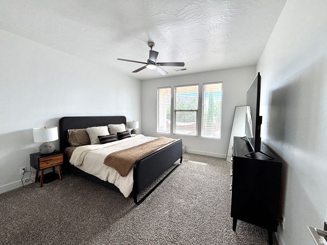 233 W GREEN JADE DR, Washington, UT 84780