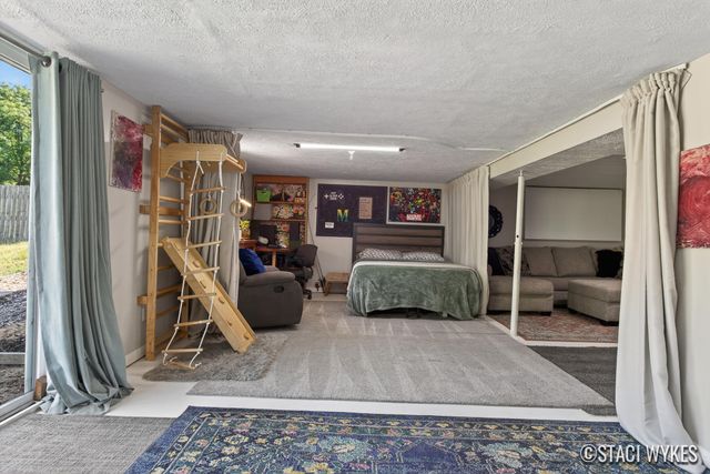 749 Lillian Street, Park Twp, MI 49424