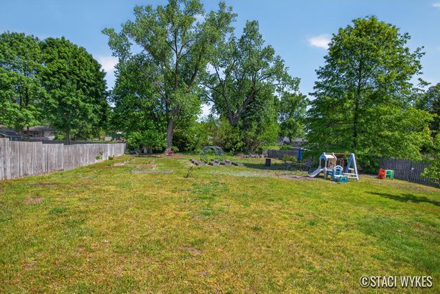 749 Lillian Street, Park Twp, MI 49424