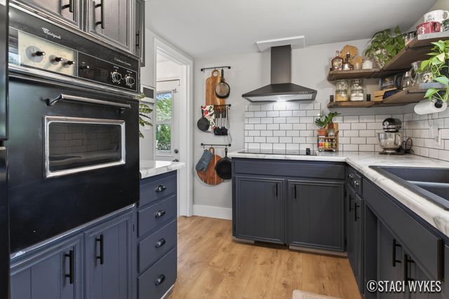 749 Lillian Street, Park Twp, MI 49424