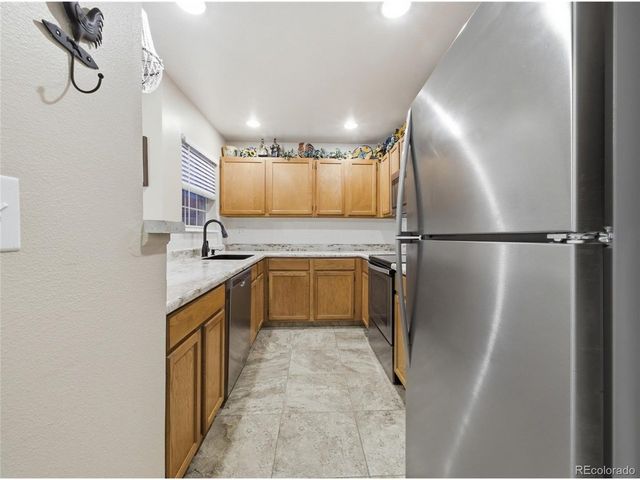 5705 W Atlantic Pl 106, Lakewood, CO 80227