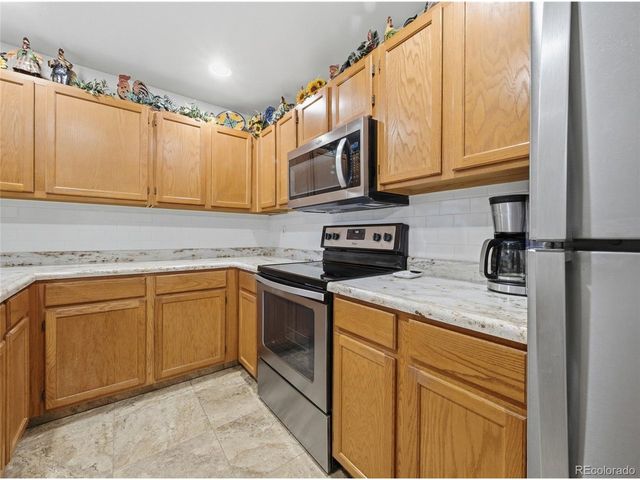 5705 W Atlantic Pl 106, Lakewood, CO 80227
