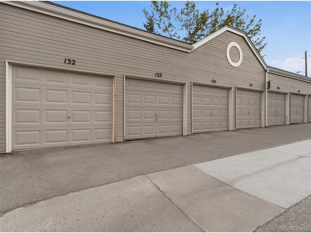 5705 W Atlantic Pl 106, Lakewood, CO 80227