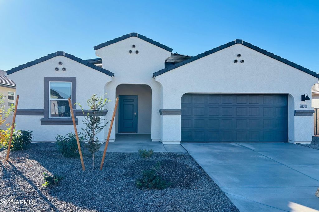 11923 E LUPINE Lane, Florence, AZ 85132