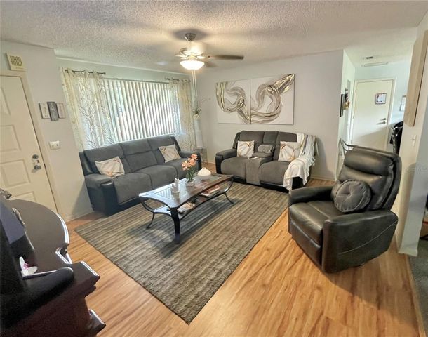 10892 SW 86TH AVENUE, Ocala, FL 34481