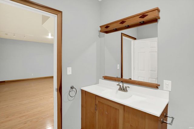 5922 W State Road 46, Bloomington, IN 47404