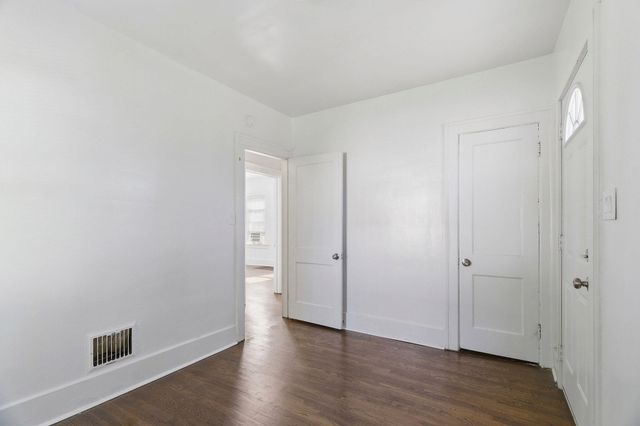 153 Clinton Street, Wyandotte City, MI 48192