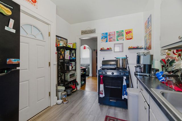 153 Clinton Street, Wyandotte City, MI 48192