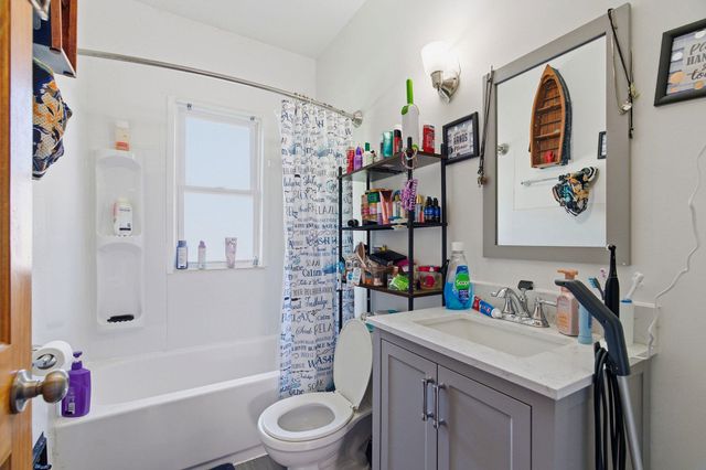 153 Clinton Street, Wyandotte City, MI 48192