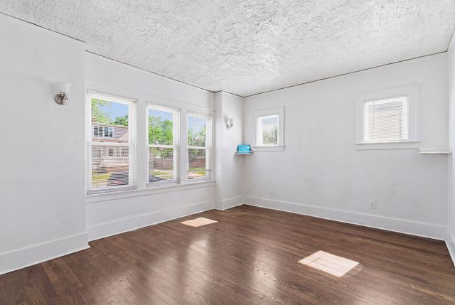 153 Clinton Street, Wyandotte City, MI 48192