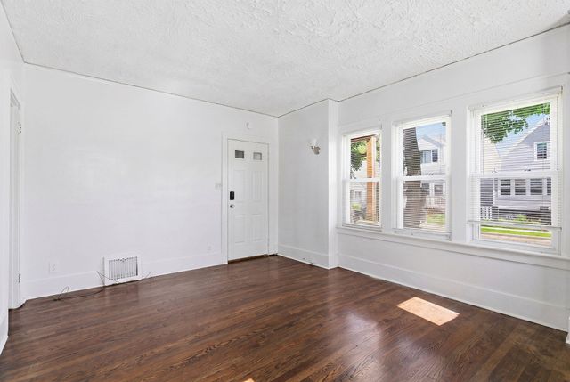 153 Clinton Street, Wyandotte City, MI 48192